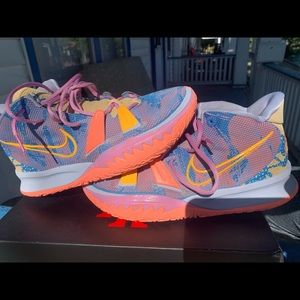 Kyrie 7 - ghost/laser orange-blue beyond - men’s size 10